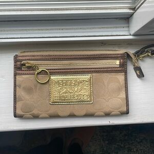 Wallet bag/wristlet